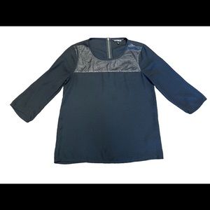 Express 3/4 sleeve black snake skin zipper detail blouse size medium